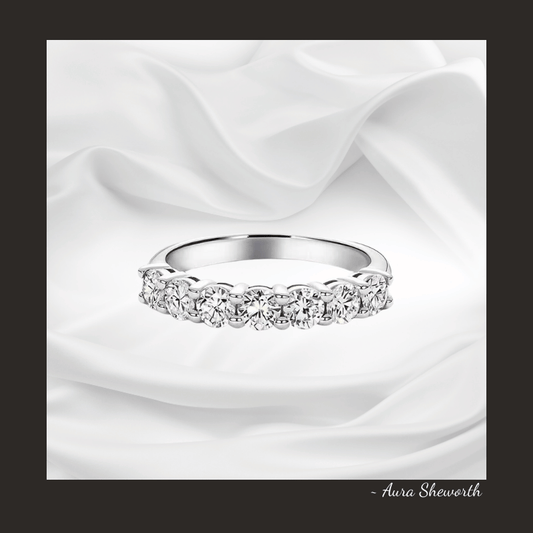 Lab-Grown Fashion Cluster Ring | Hypoallergenic Engagement Jewelry for Weddings & Daily Wear